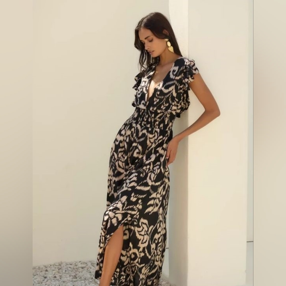 BNWT Tiare Hawaii Dahlia Tie Dye Maxi Dress Nomadic Black